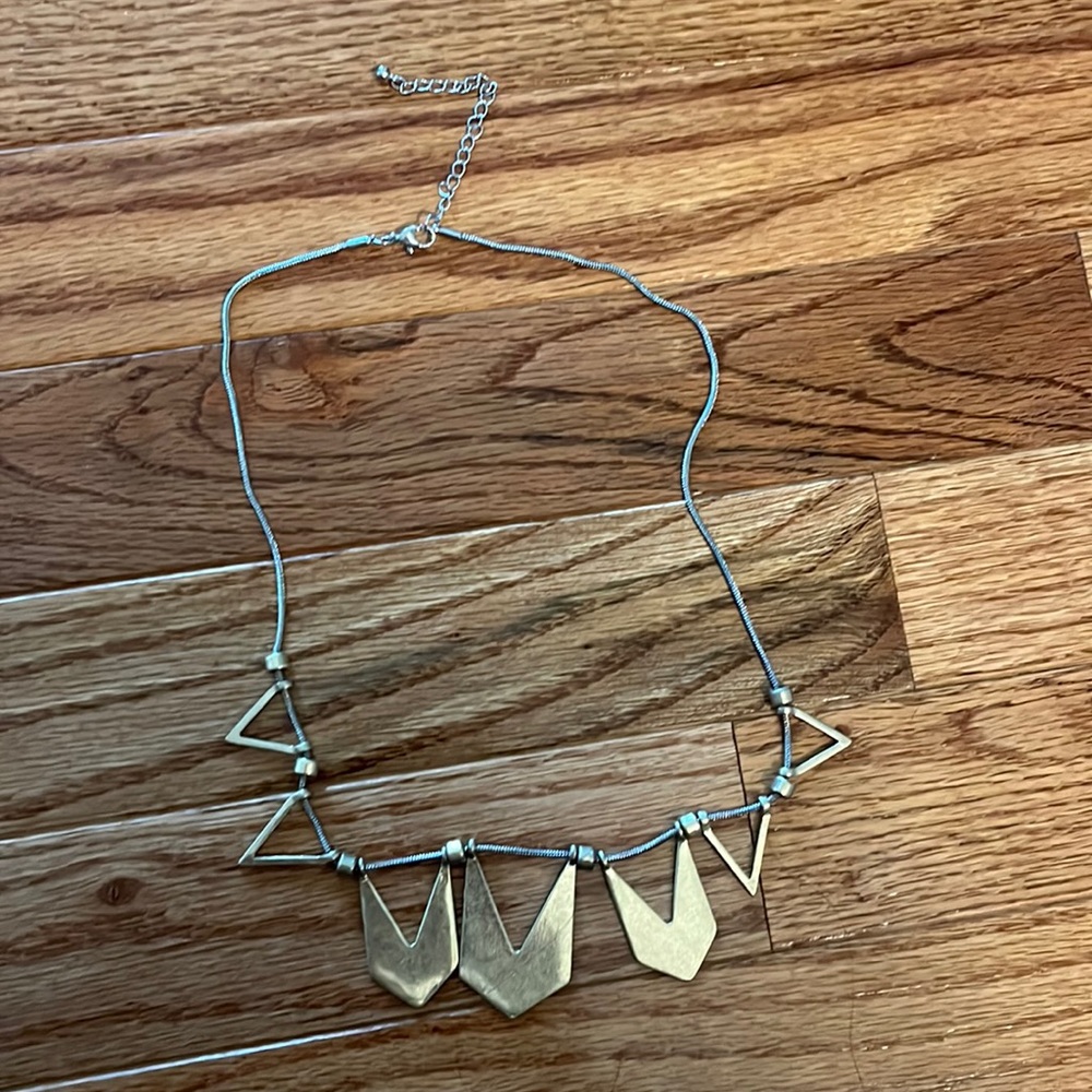 GOLD/SILVER NECKLACE